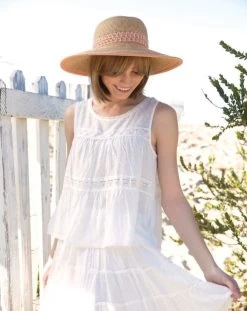 Halo Bob Top Piece By Rene Of Paris -Do it with Wig shop. 736 HaloBob SpringHoney2 768x1152 1