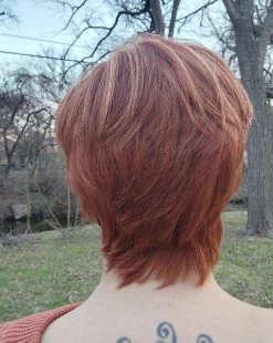 Billie Wig By Envy | Human Hair/Synthetic Blend -Do it with Wig shop. BilliebyEnvyLighterRed4Back