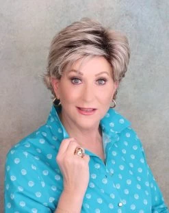 Carly Wig By Henry Margu -Do it with Wig shop. Carly10 613GR