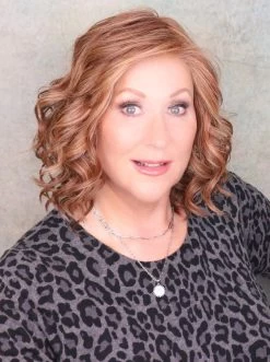 Editor's Pick Elite Wig By Raquel Welch | Hand-Tied -Do it with Wig shop. Editor sPickEliteRustyAuburnFront 86ce47f9 eacc 47e6 a5bb ac26277d254b