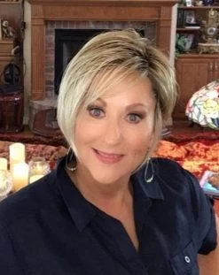 Java Wig By Ellen Wille | Mono Crown -Do it with Wig shop. Facetune 15 03 2019 20 19 14