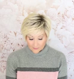 Ready For Takeoff Wig By Raquel Welch -Do it with Wig shop. Facetune 29 02 2020 15 22 59