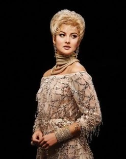 Acclaim Wig By Gabor | Large Cap -Do it with Wig shop. GB Acclaim GoldenAnniversary Model Editorial1 bb0b224b 6101 47de b0d4 baeb7a1efb3e