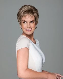 Acclaim Wig By Gabor | Average Cap -Do it with Wig shop. GB Acclaim Model Front1 7715bbd5 39c1 4678 9d29 20c56f7f945a