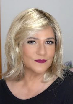 Hannah Wig By Henry Margu -Do it with Wig shop. Hannah 26GR 2