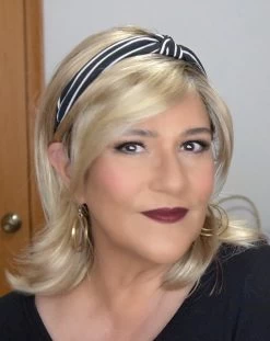 Hannah Wig By Henry Margu -Do it with Wig shop. Hannah 26GR 4