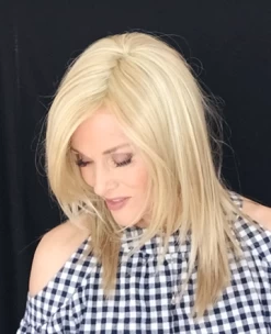 Ava Wig By Envy | Mono Part | Human Hair | Synthetic Blend 28 Ava Wig By Envy | Mono Part | Human Hair | Synthetic Blend -Do it with Wig shop. IMG 1312