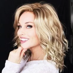 Berlin Petite Wig By Estetica -Do it with Wig shop. IMG 4807