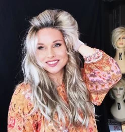 Willow Wig By Henry Margu -Do it with Wig shop. IMG 7223