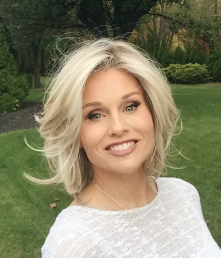 Upstage Wig By Raquel Welch | Petite Cap 19 Upstage Wig By Raquel Welch | Petite Cap - Image 17