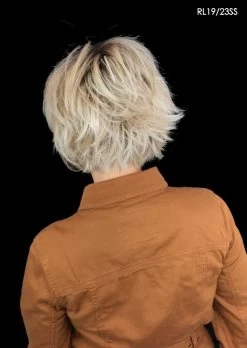 Flirting With Fashion Wig By Raquel Welch 34 Flirting With Fashion Wig By Raquel Welch -Do it with Wig shop. IMG 8188