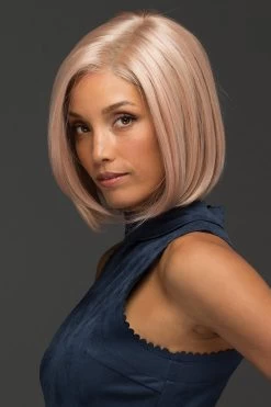 Jamison Wig By Estetica -Do it with Wig shop. Jamison SMOKYROSE 1 60ee46fe 884b 4fd4 b2fb b03ee0d02d57