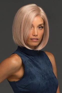 Jamison Wig By Estetica -Do it with Wig shop. Jamison SMOKYROSE 2 62034613 9444 4757 8d4f b968a7076a32