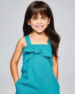 Pretty In Layers Wig By Hairdo | Mono Top | Children's Wig 23 Pretty In Layers Wig By Hairdo | Mono Top | Children's Wig -Do it with Wig shop. KIDZ PrettyInLayers Model Front2