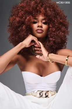 Makayla Wig By Kim Kimble | Heat-Friendly Synthetic -Do it with Wig shop. KK Makayla Model1 Front2