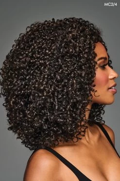 Makayla Wig By Kim Kimble | Heat-Friendly Synthetic -Do it with Wig shop. KK Makayla Model2 Side2