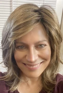 Ocean Wig By Ellen Wille | Mono Part -Do it with Wig shop. OceanbyEWJennyPic