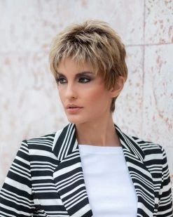 Penelope Wig Petite By Envy