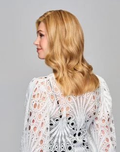 Crave The Wave Topper By Raquel Welch -Do it with Wig shop. RW CravetheWave Model Side1