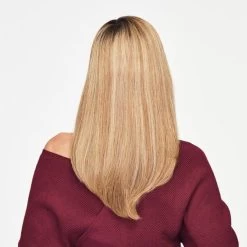 Go All Out 16" Topper By Raquel Welch 26 Go All Out 16" Topper By Raquel Welch -Do it with Wig shop. RW GoAllOut16in Model Side3