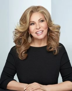 Stroke Of Genius Wig By Raquel Welch | Mono Part -Do it with Wig shop. RW StrokeOfGenius Model2 Front1