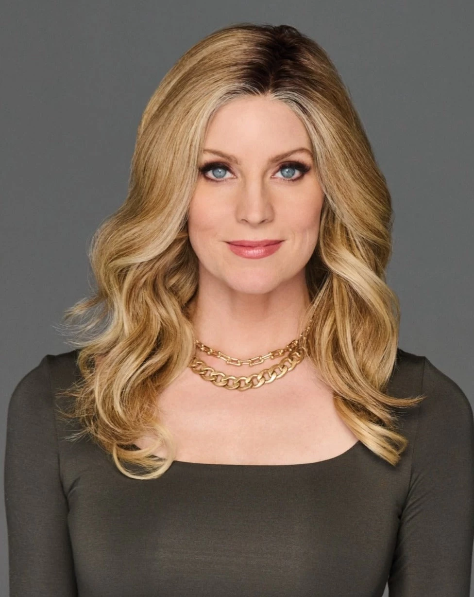 Top Billing Wavy 14" Topper By Raquel Welch | Mono Top 3 Top Billing Wavy 14" Topper By Raquel Welch | Mono Top