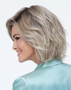 Unfiltered Wig By Raquel Welch 24 Unfiltered Wig By Raquel Welch -Do it with Wig shop. RW Unfiltered Model Side2 1