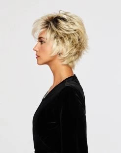 Voltage Wig By Raquel Welch | Petite Cap -Do it with Wig shop. RW Voltage Model Side1 aaa63b3a 37a2 414c 9f19 5d865166e314