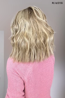 Big Spender Wig By Raquel Welch | Heat-Friendly Synthetic -Do it with Wig shop. RaquelWelchBigSpenderRL1621SS 2