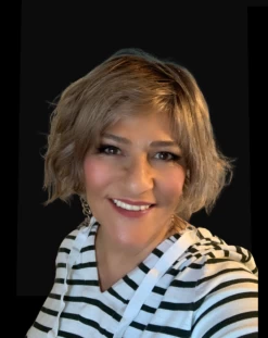 Wyatt Wig By Rene Of Paris -Do it with Wig shop. WyattFront2